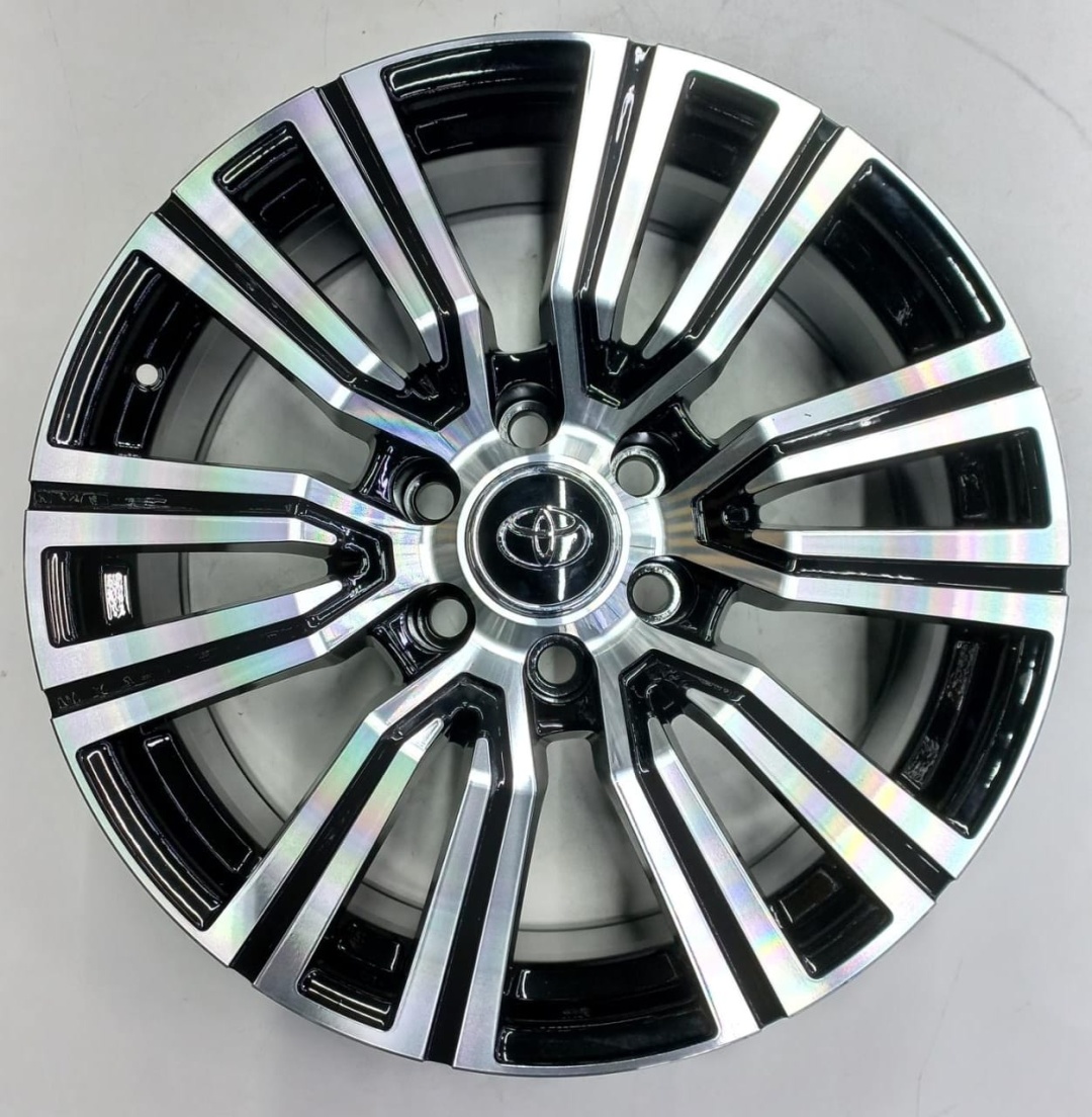 Toyota 1754 8.5x20/6x139.7 D106.1 ET25 черный, серебристый