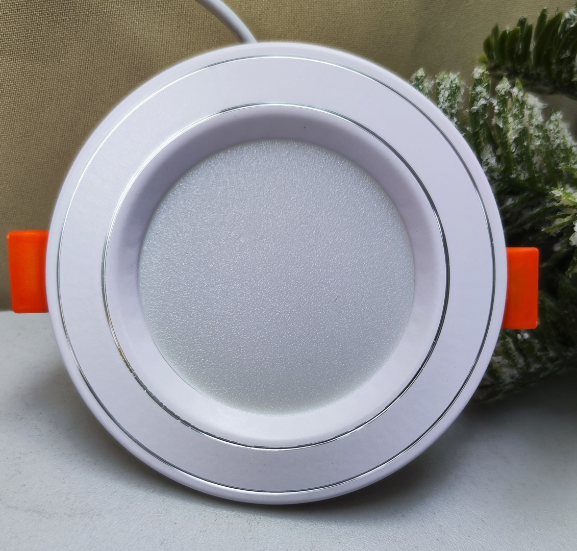 LED T906 CR+WT LED