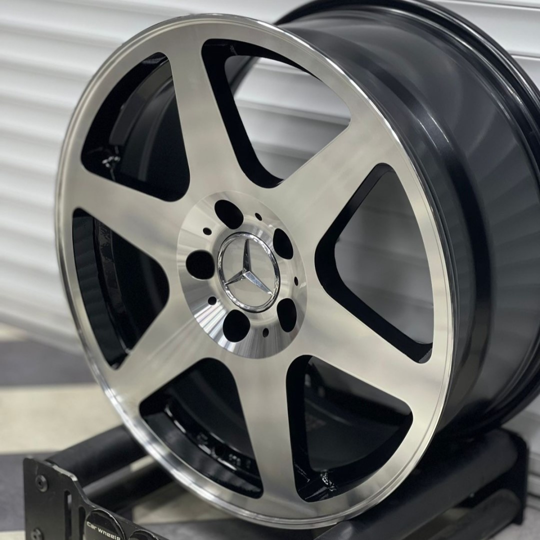 DIVAD 066598755 8x17/5x112 D66.6 ET35 4 диска черный, серебристый