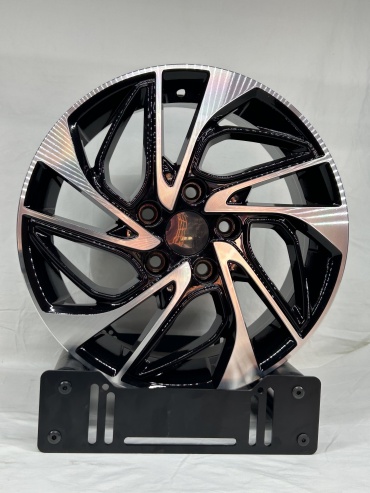 LKN Lkn189 6.5x19/5x114.3 D67.1 ET45 4 диска черный, серебристый