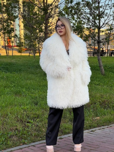Шуба AYAZBRAND белый