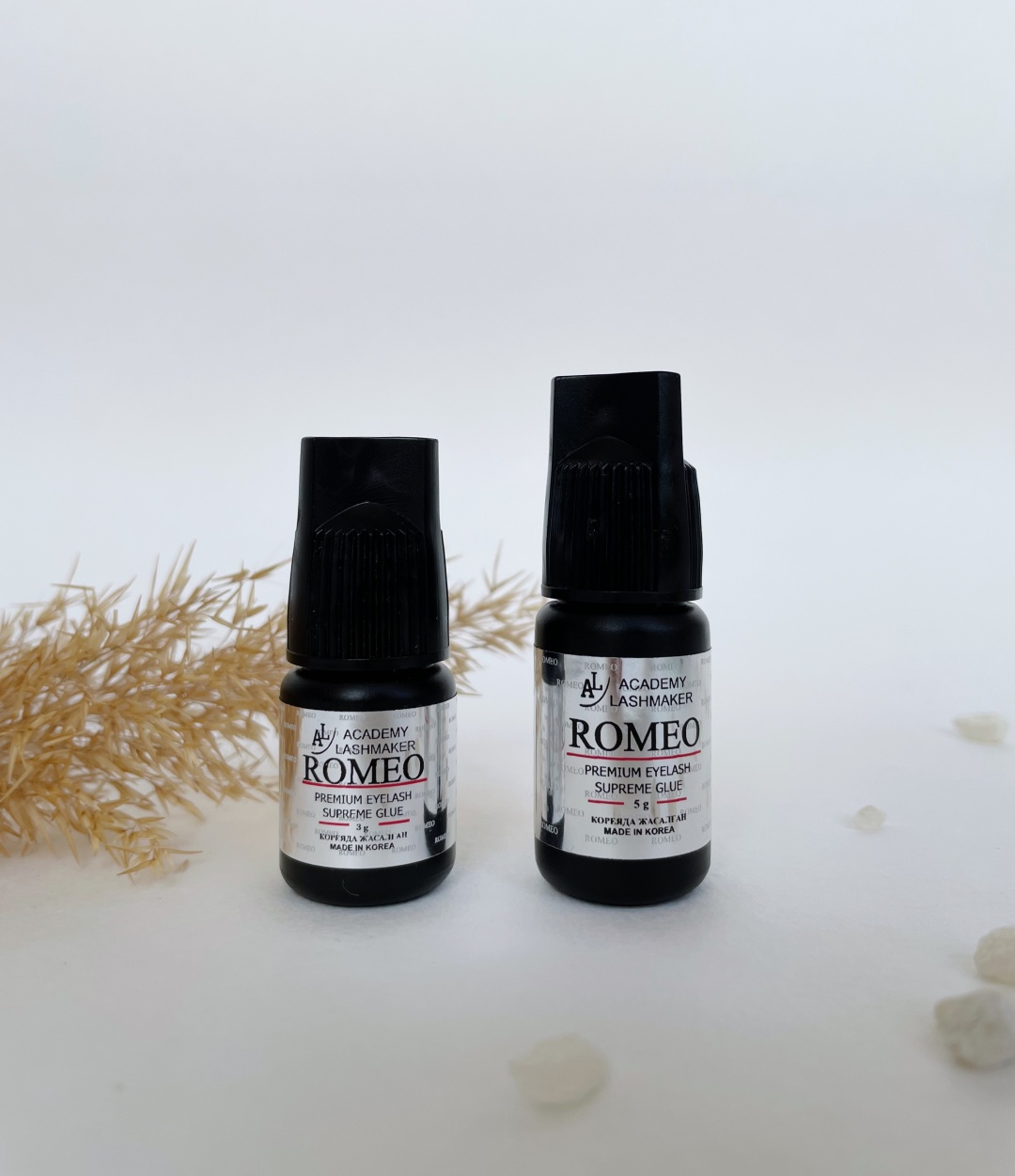 Academy Lashmaker Romeo клей для наращивания ресниц 5 мл