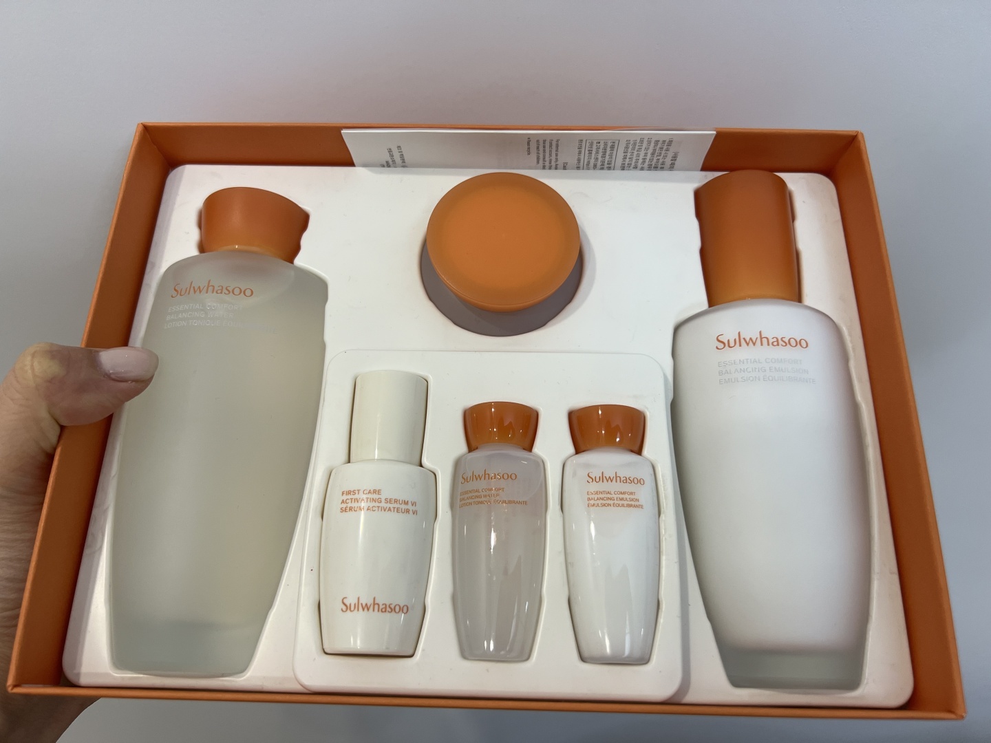Sulwhasoo Essential Balancing Daily Routine набор по уходу за лицом для женщин
