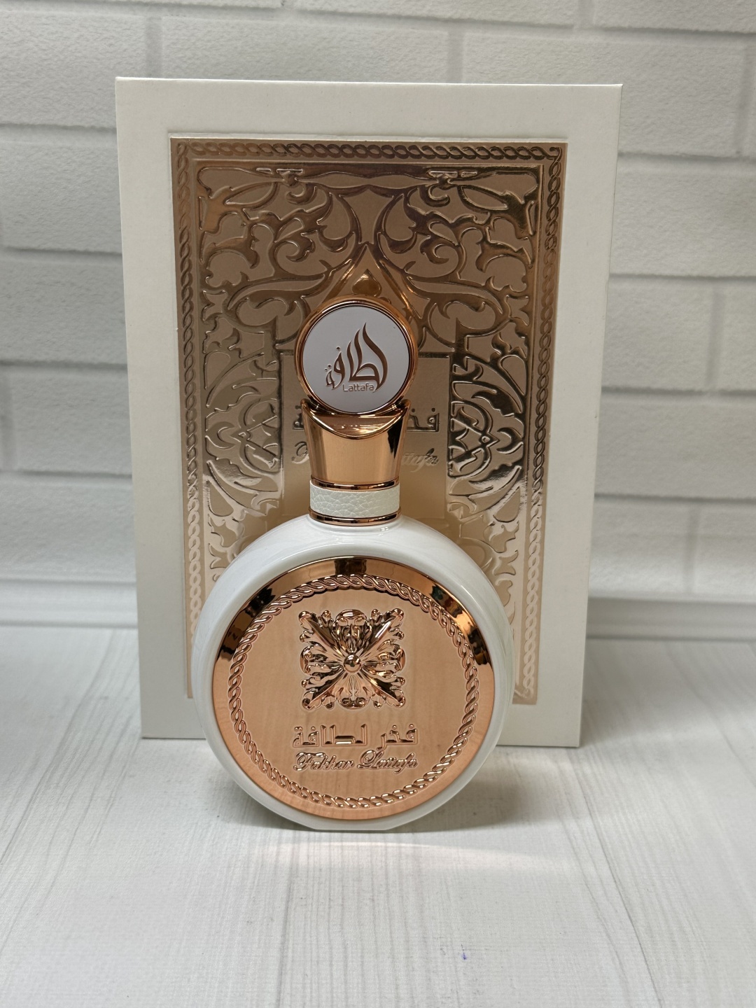 Lattafa Perfumes Fakhar Gold Pride парфюмерная вода EDP 100 мл, для женщин