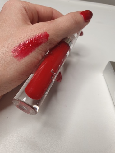 Karaja Crystal Gloss блеск для губ 11
