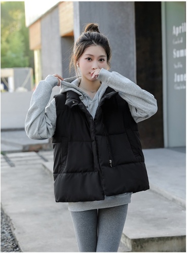 Жилет IN STYLE черный