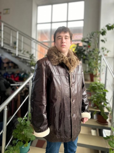 Дубленка коричневый