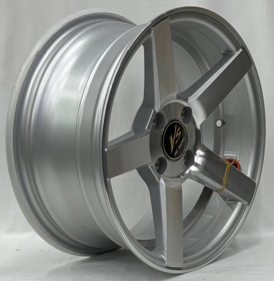Bai Wheels 693Q 7x15/4x100 D67.1 ET30 4 диска серебристый