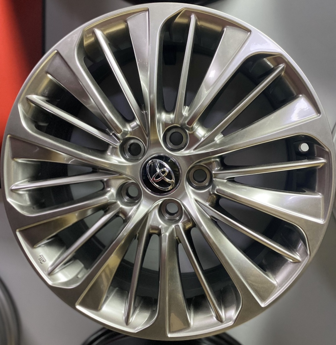 Replica RS23 7x17/5x114.3 D60.1 ET45 графит