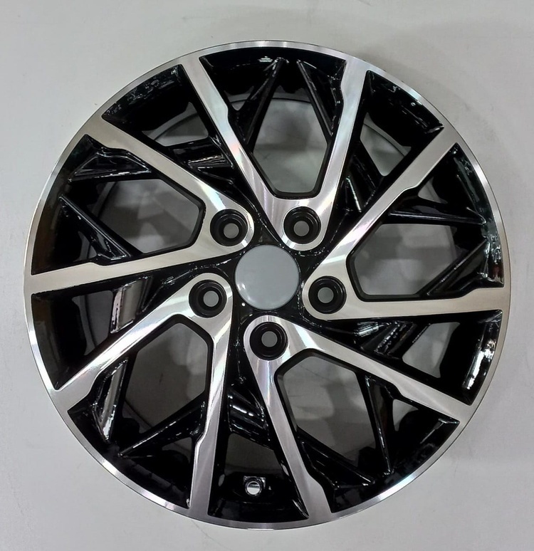 Kipardo 8337 6.5x16/5x114.3 D67.1 ET45 черный, серебристый