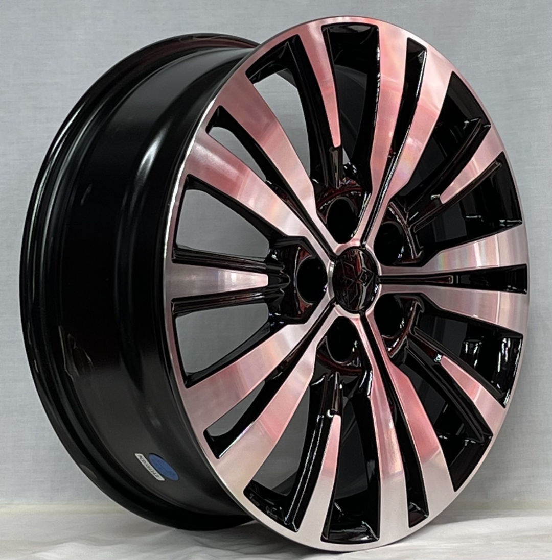 Yl7917 7x18/5x114.3 D67.1 ET38 4 диска черный, серебристый