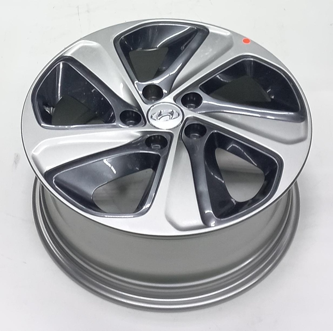 Hyundai E5210 7x17/5x114.3 D67.1 ET50 графит