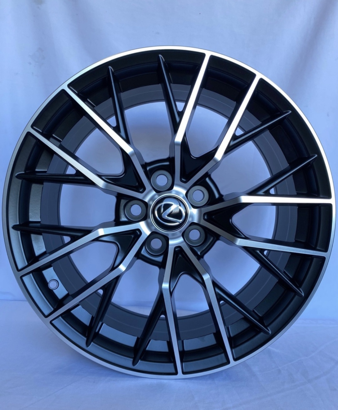 ACQ TAA48119 8x18/5x114.3 D60.1 ET35 черный, серебристый