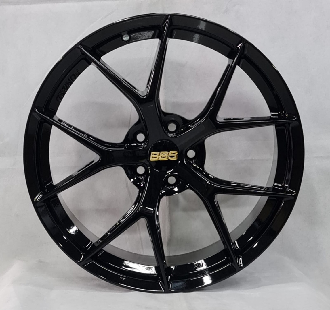 BBS X2023 8.5x18/5x108 D63.4 ET38 черный