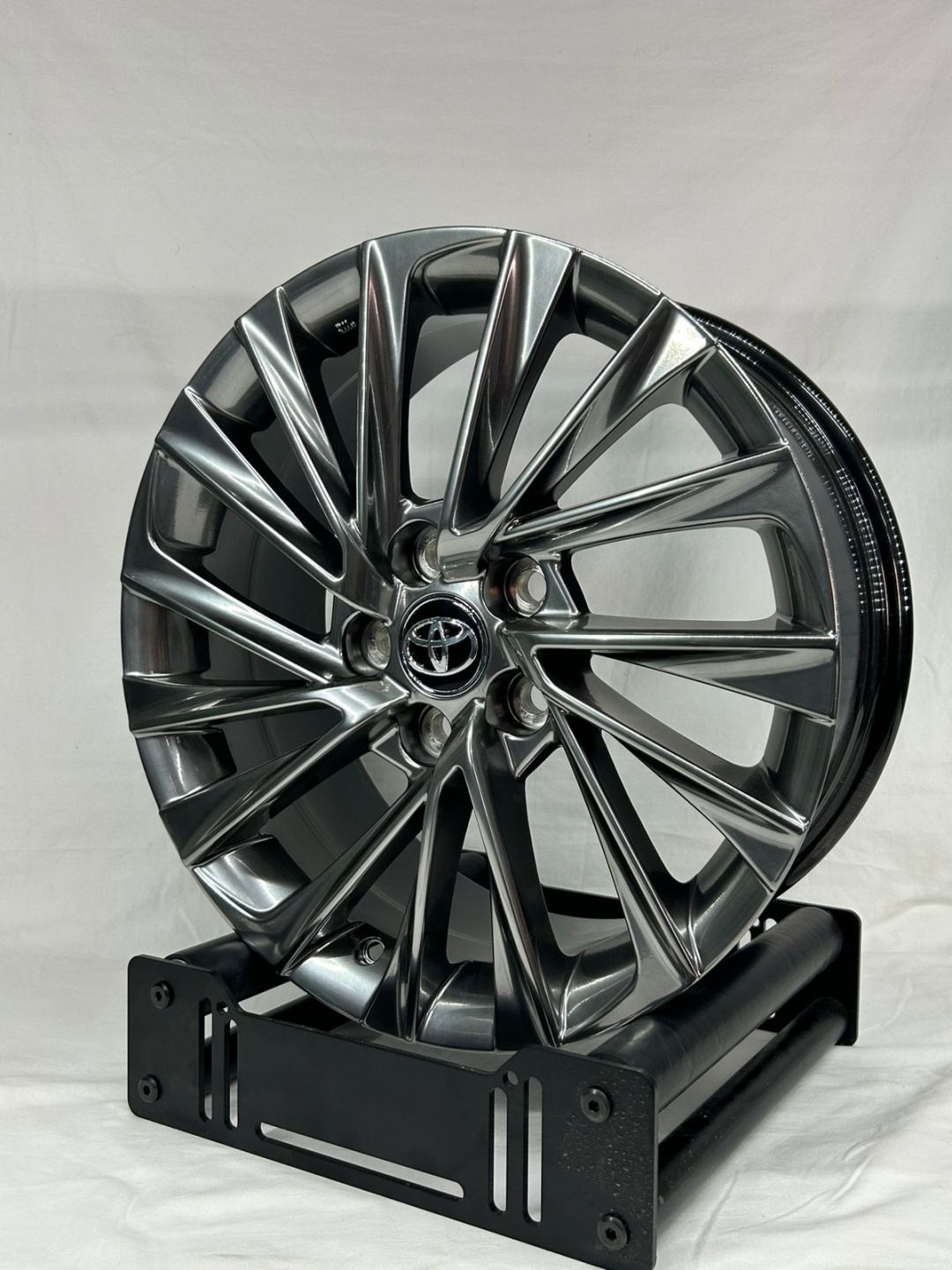 LKN 898 7.5x17/5x114.3 D60.1 ET40 4 диска графит