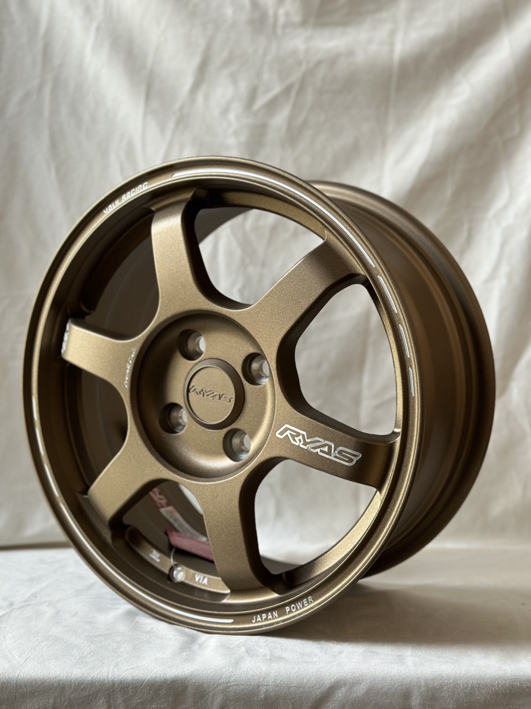 Replica RYAS 6x15/4x100 D73.1 ET42 4 диска золотистый