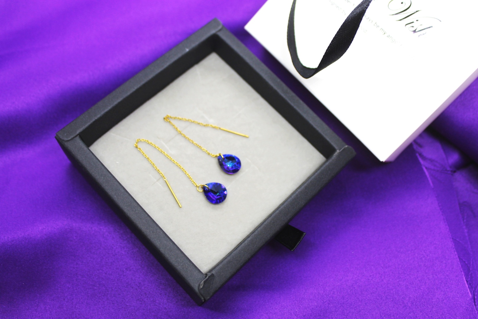 Серьги-цепочки TheQUEEN бижутерный сплав, кристаллы Swarovski