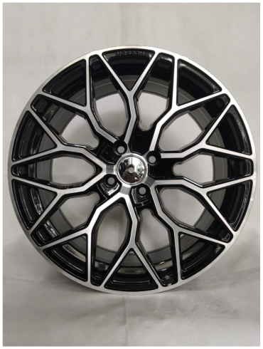 Vossen 45 7.5x17/4x100 D67.1 ET35 4 диска черный, серебристый