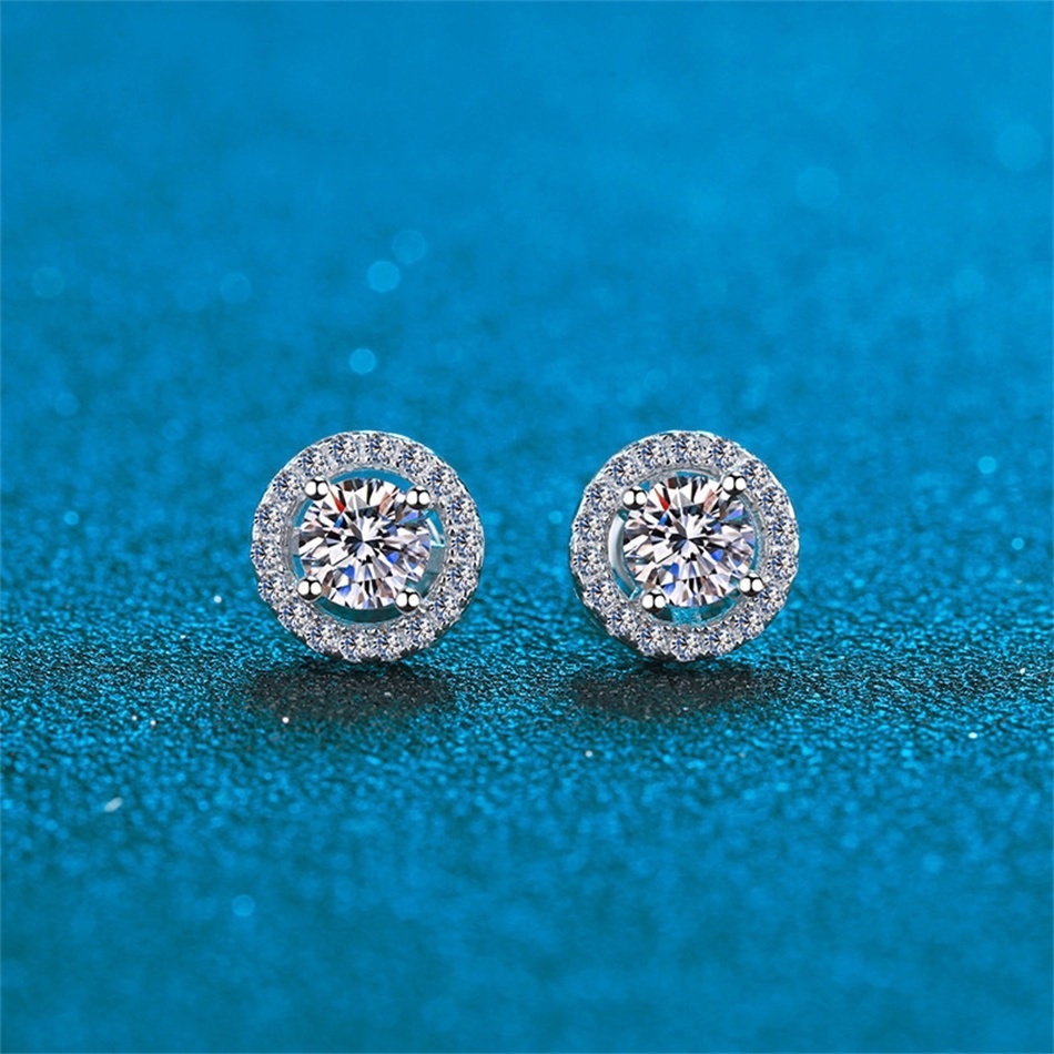 Пусеты Ipekyolu Jewellery муассанит 0,5 карат 7970-7991/300AY вес 3 г серебро, муассанит