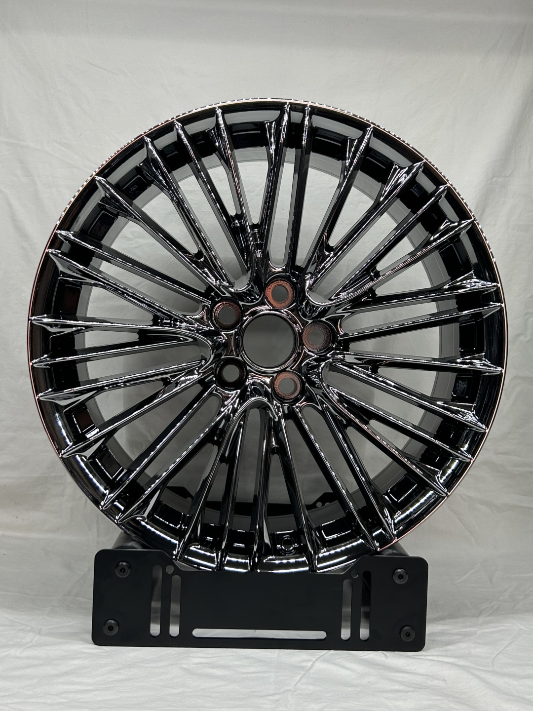 LKN Lkn9984 8x22/5x114.3 D60.1 ET38 4 диска графит