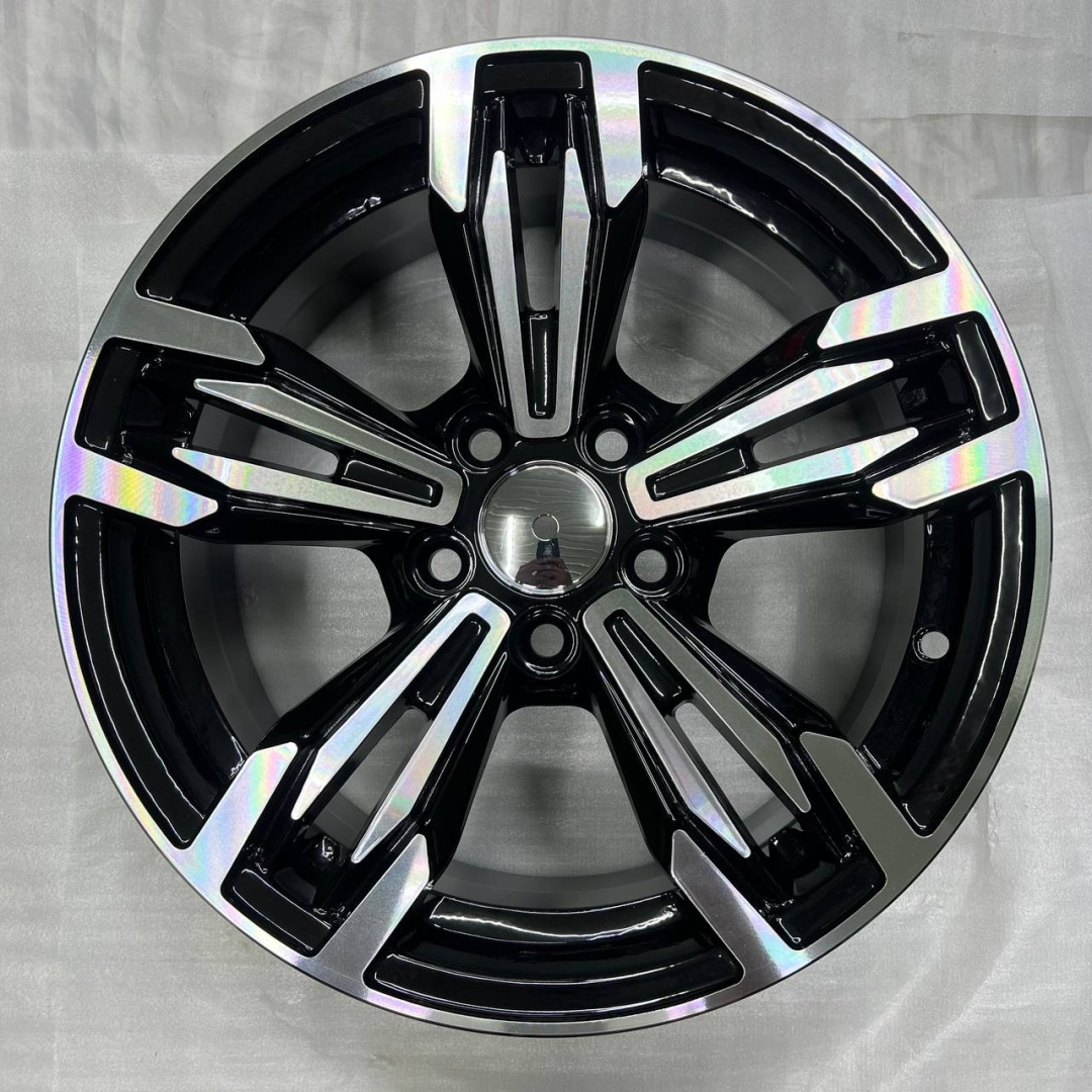 DIVAD 1052 6.5x15/5x100 D67.1 ET35 4 диска черный, серебристый