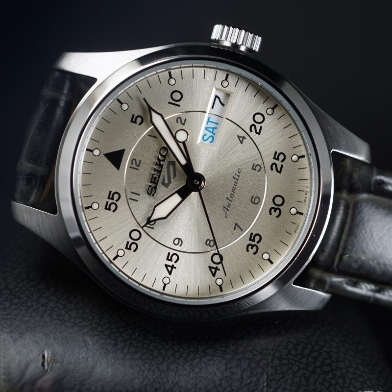 Механические Seiko SRPJ87K1 нержавеющая сталь