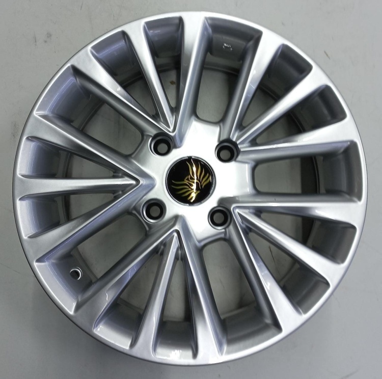 Wheels 570 6x15/4x114.3 D67.1 ET35 серебристый