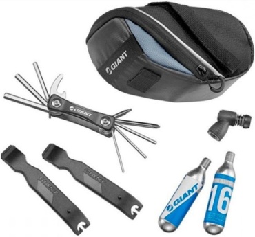 Набор для чистки Giant Quick Fix Combo Kit with CO2 Inflator 610000100 5 шт