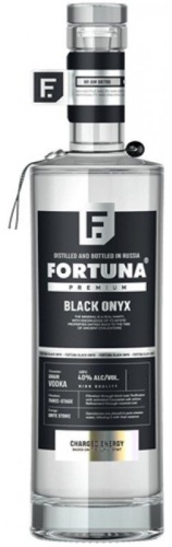 Водка Fortuna Black Onyx классическая 40% 0.7 л