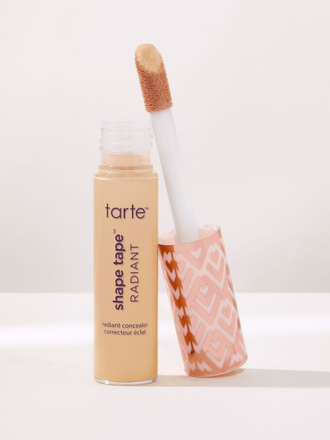 Tarte Radiant консилер 22N