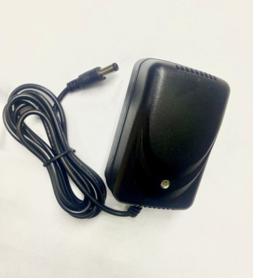 Зарядное устройство HB-12-10B 50-60Hz черный