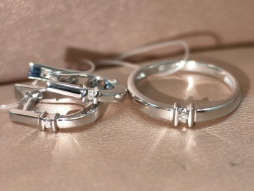 DARID JEWELLERY BS:107 вес 4.47 г золото, бриллиант