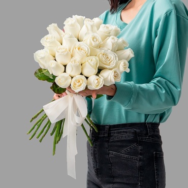 Flower.kz моно-букет в оформлении роза 25 шт 50 см