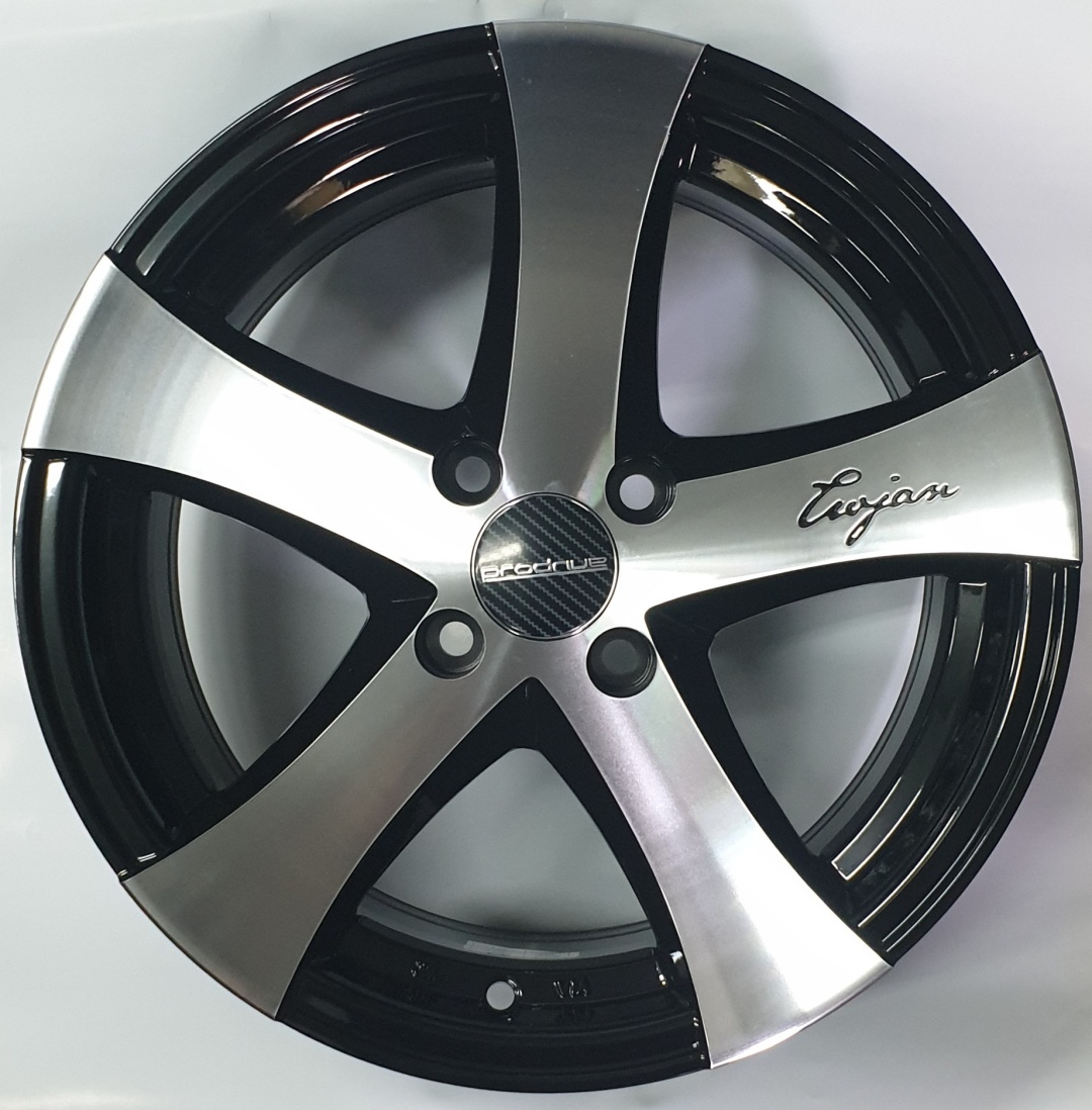 Replica P780 6.5x15/4x98 D58.6 ET35 серебристый, черный