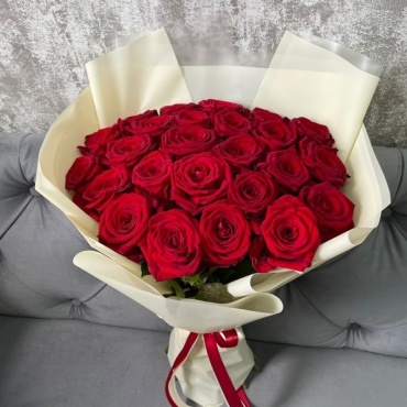 Talan flowers моно-букет с открыткой роза 25 шт 60 см