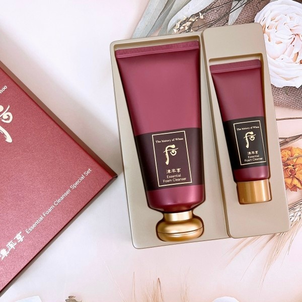 The History of Whoo Essential Foam Cleanser набор по уходу за лицом для женщин