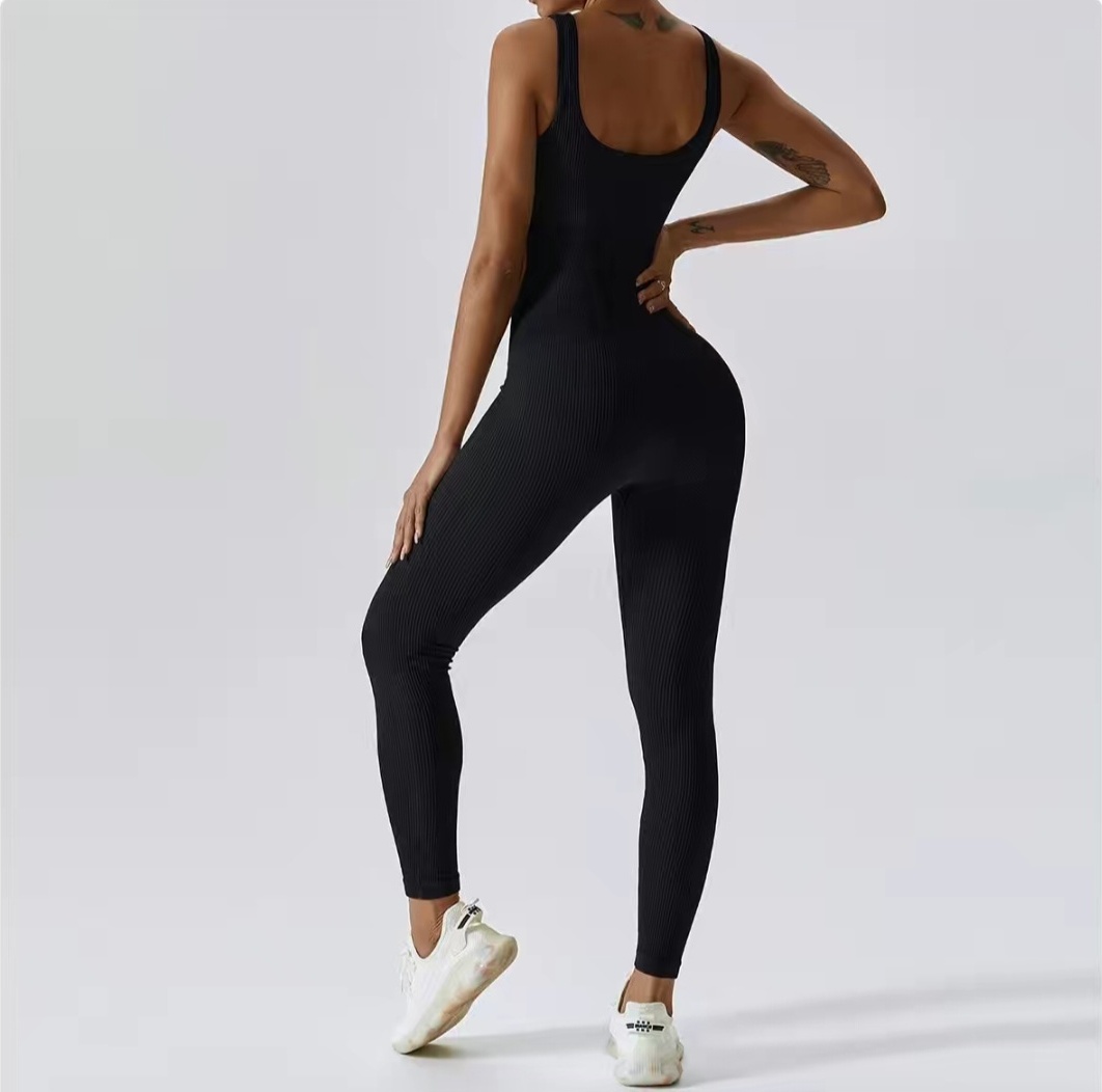 Фитнес-комбинезон Fashion черный