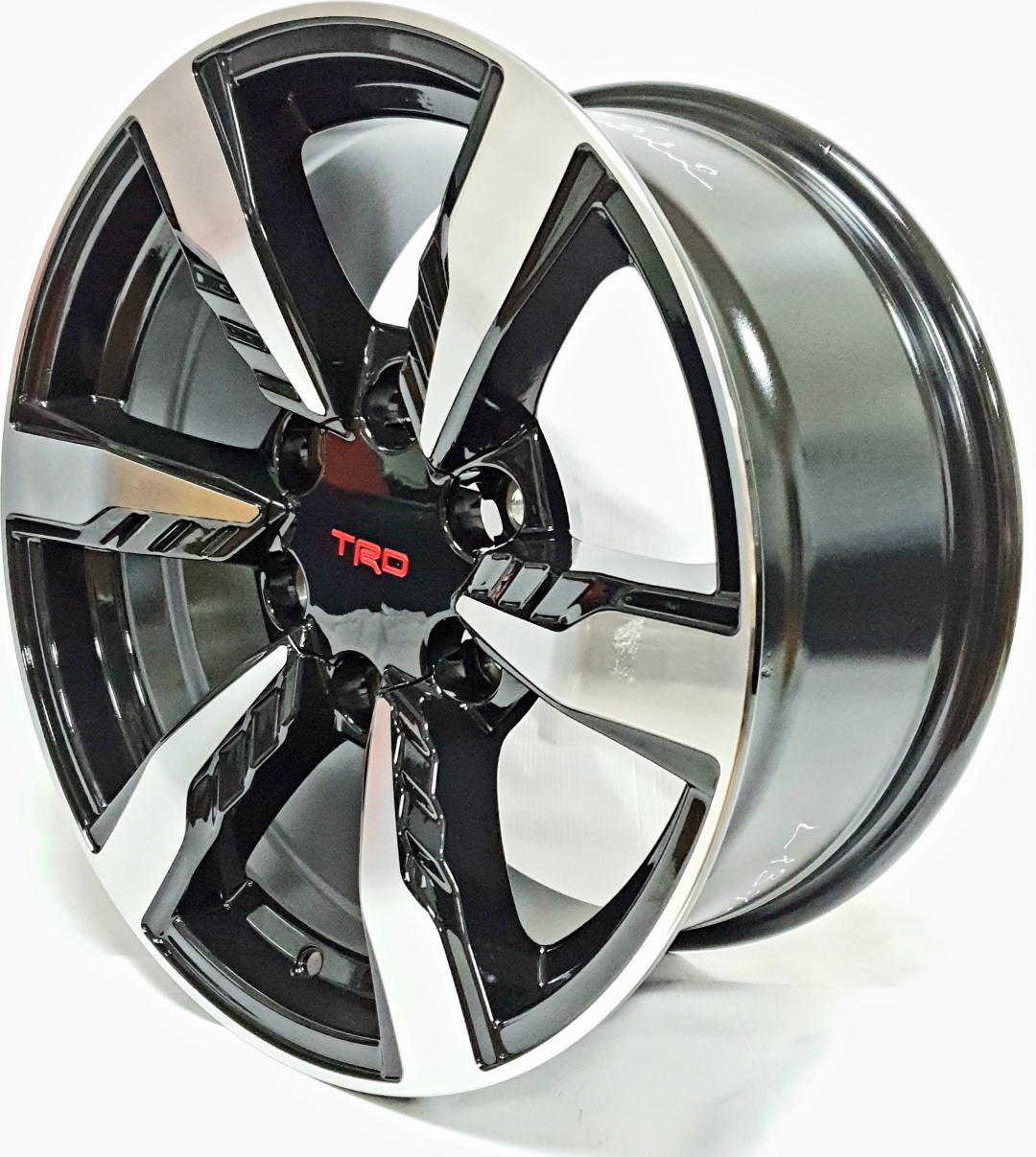 TRD L1370 8x17/6x139.7 D106.1 ET25 4 диска черный