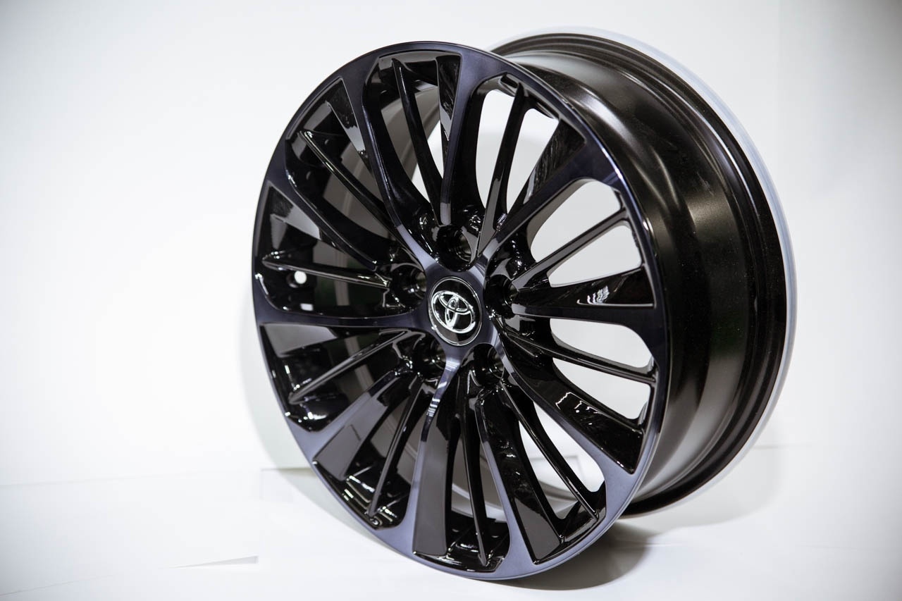 Toyota 5372T 7x17/5x114.3 D60.1 ET40 черный