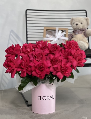 Floral композиция с открыткой роза 13 шт 50 см