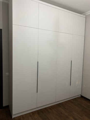 Распашной шкаф SKZ MEBEL 45653, 200x260х52 см, белый