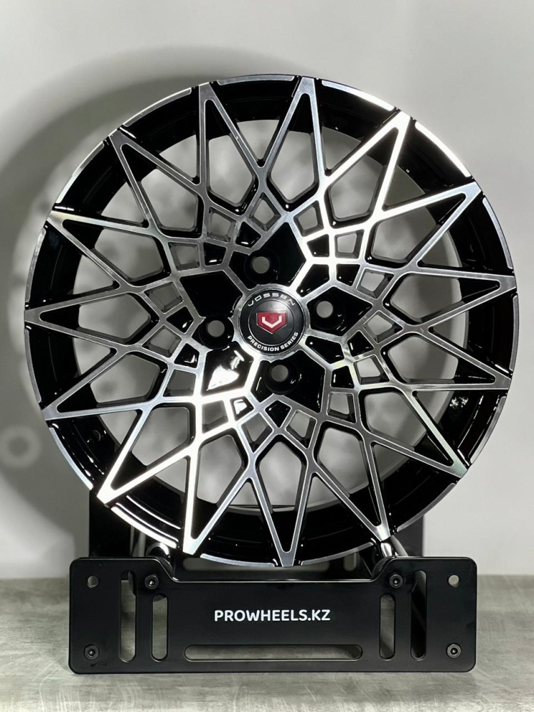 Vossen 1089ADS 6.5x16/4x100 D67.1 ET35 4 диска черный, серебристый