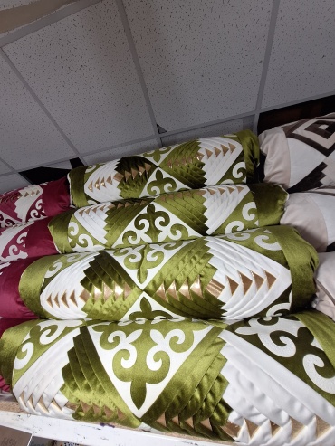Комплект корпе с подушками 230x80 см, вата, хаки