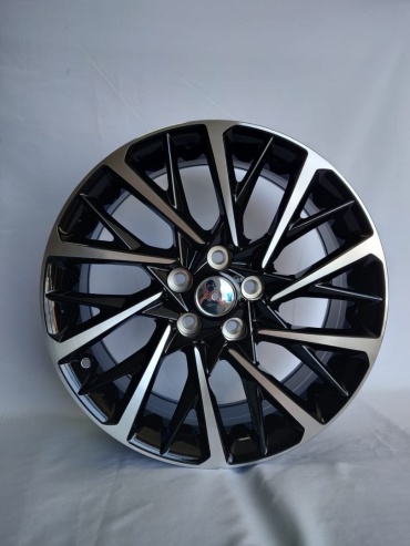 Auher 3217-21 7.5x18/5x114.3 D67.1 ET40 4 диска черный, серебристый