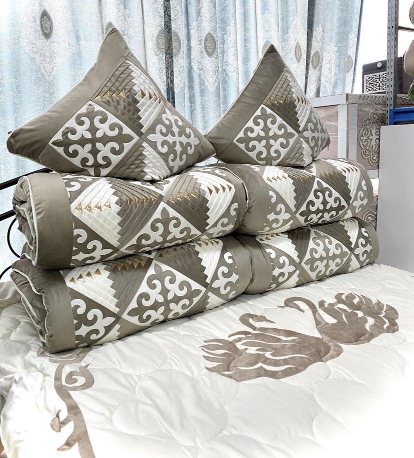 Комплект корпе с подушками 230x80 см, вата, бежевый