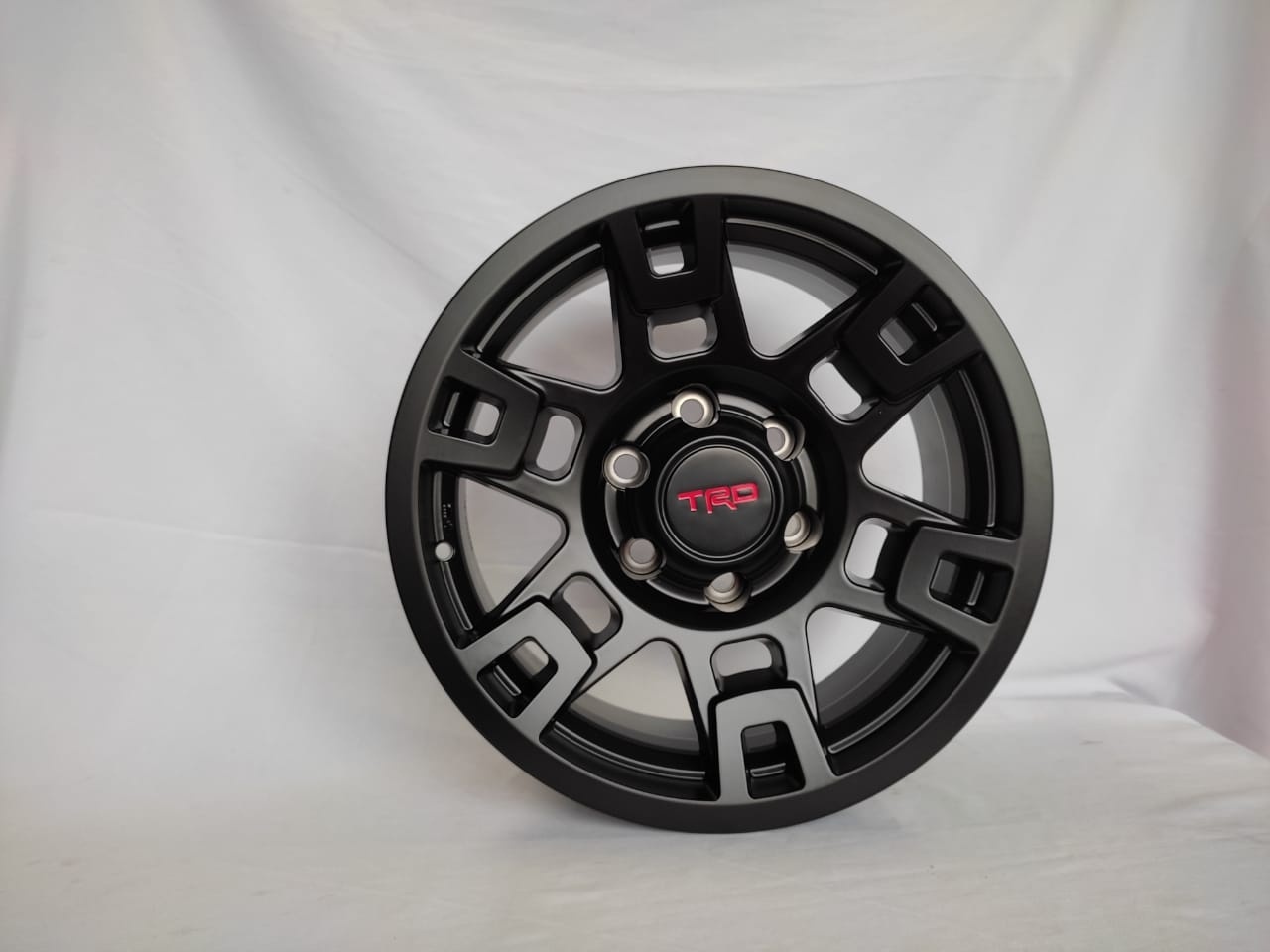 TRD Design Design 8x17/6x139.7 D106.2 ET0 черный