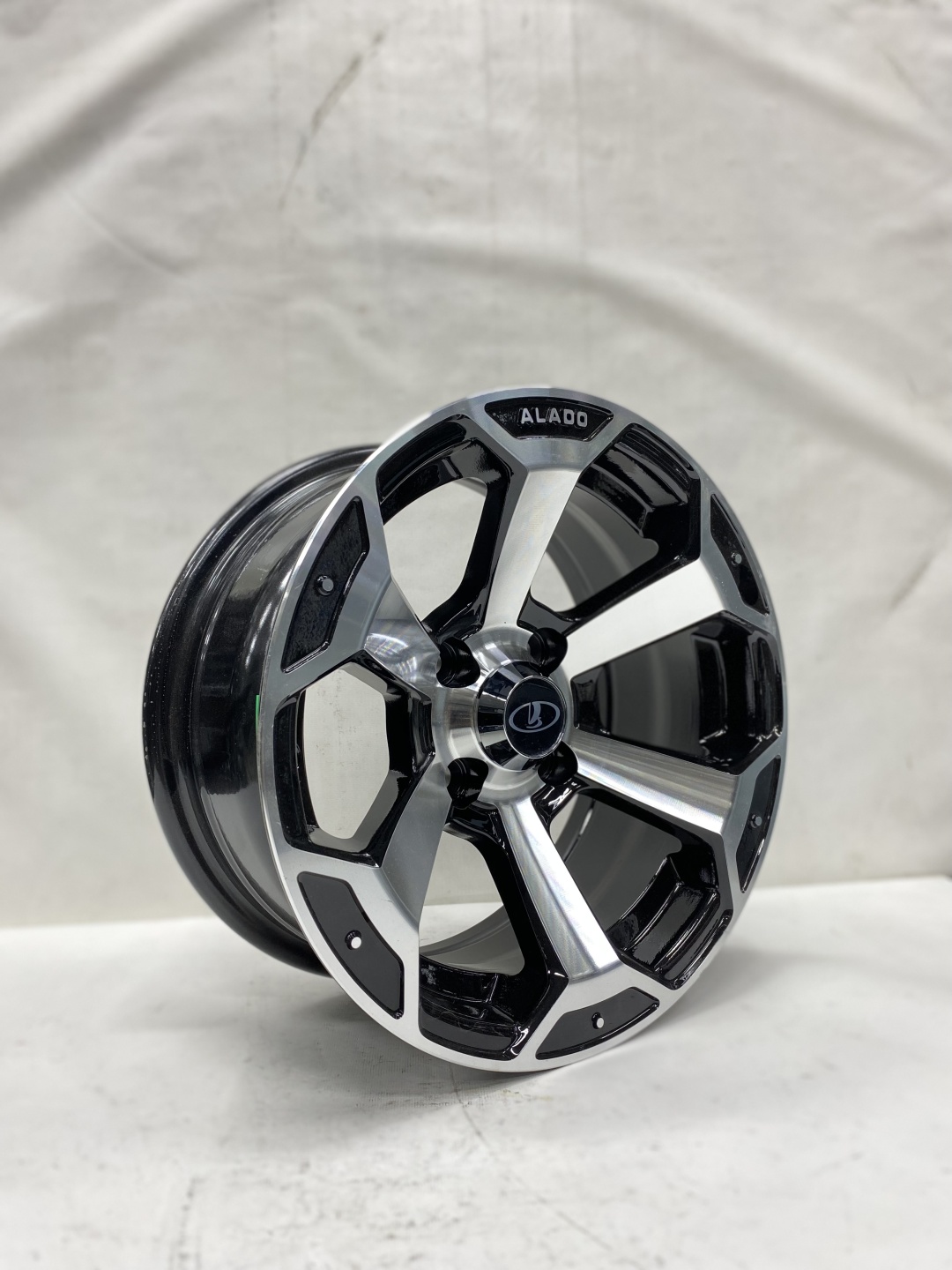 RNO KM516 6x13/4x98 D58.6 ET10 4 диска черный, серый