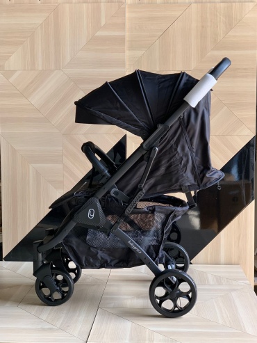 Коляска прогулочная Baby Grace S601, черный