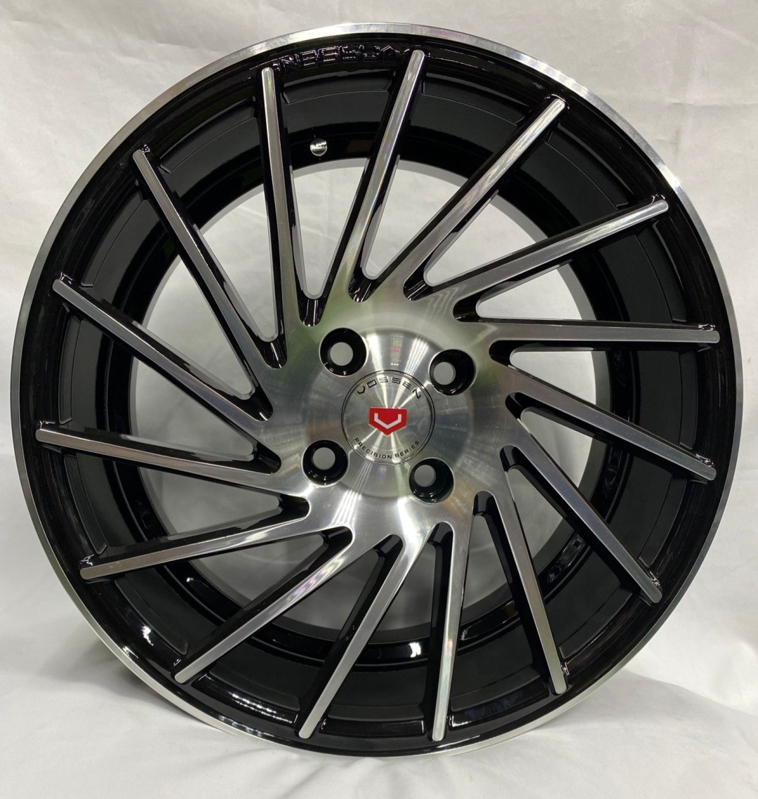 Vossen КН148 7x16/4x100 D67.1 ET35 черный, серебристый