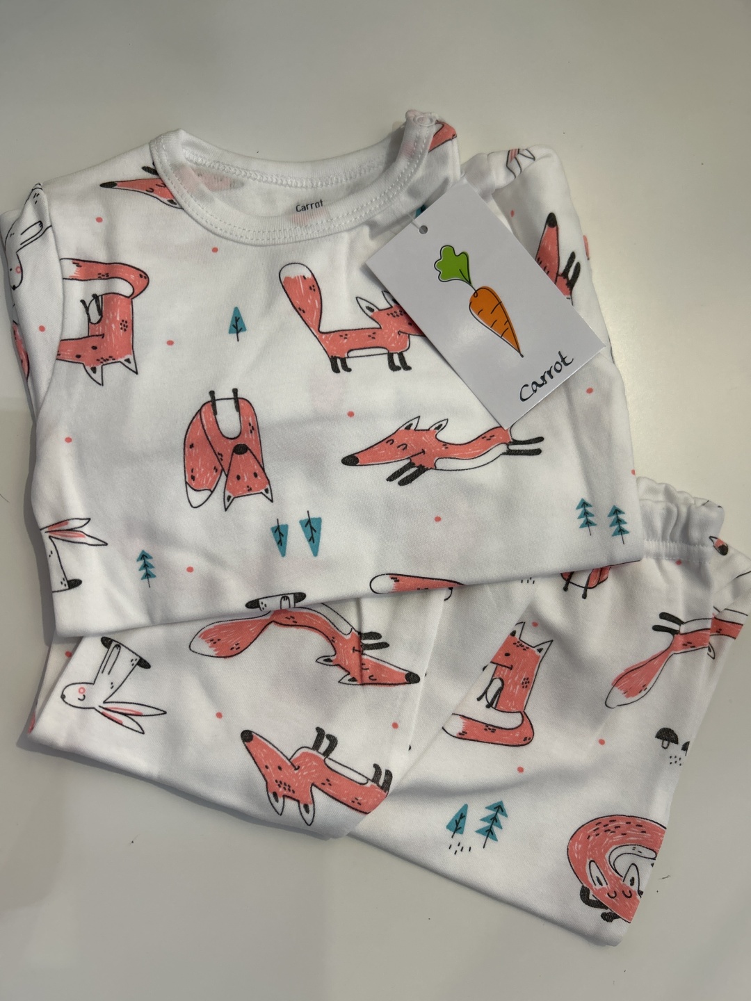 Пижама Carrot белый, оранжевый